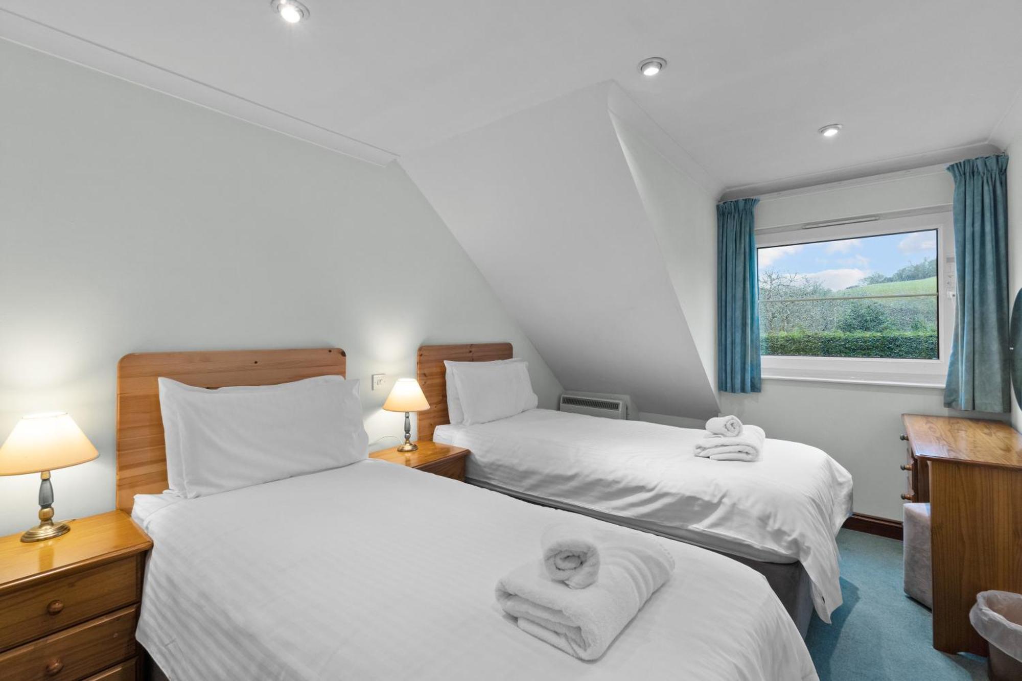 Crylla Valley Cottages - Access To Pool, Gym, Spa And More Saltash Exteriör bild